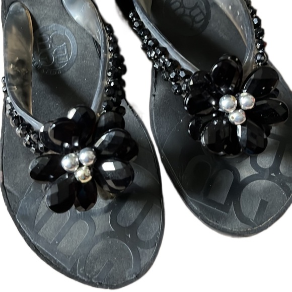 BCBG Flip Flop Wedges with Beaded Floral Accent - Picture 2 of 6